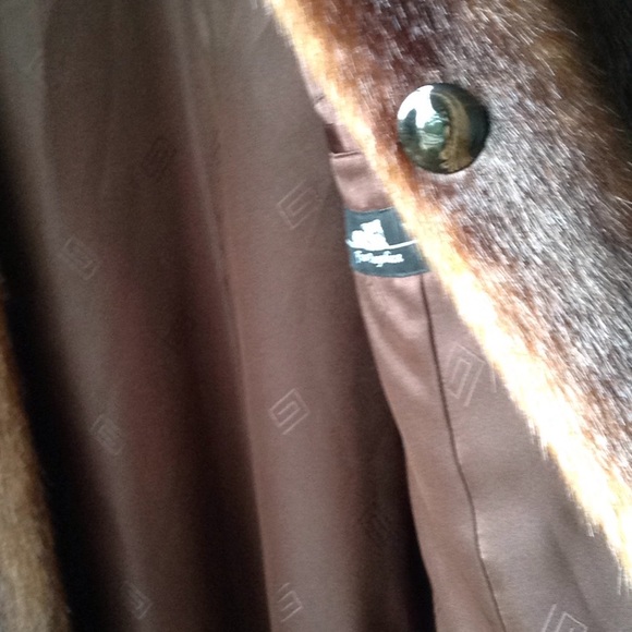 FINAL PRICE!!PAMELA MC COY BROWN FAUX FUR COAT EUC - Picture 5 of 8